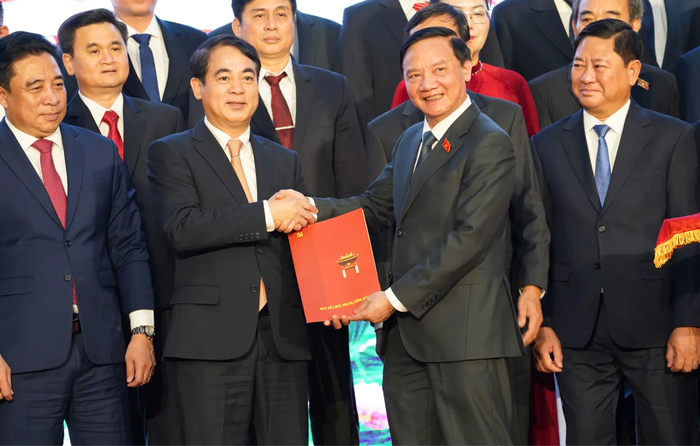 Nhân dân đặt nhiều kỳ vọng vào sự phát triển của tỉnh Khánh Hòa (mới)- Ảnh 1. Nhân dân đặt nhiều kỳ vọng vào sự phát triển của tỉnh Khánh Hòa (mới)- Ảnh 1.