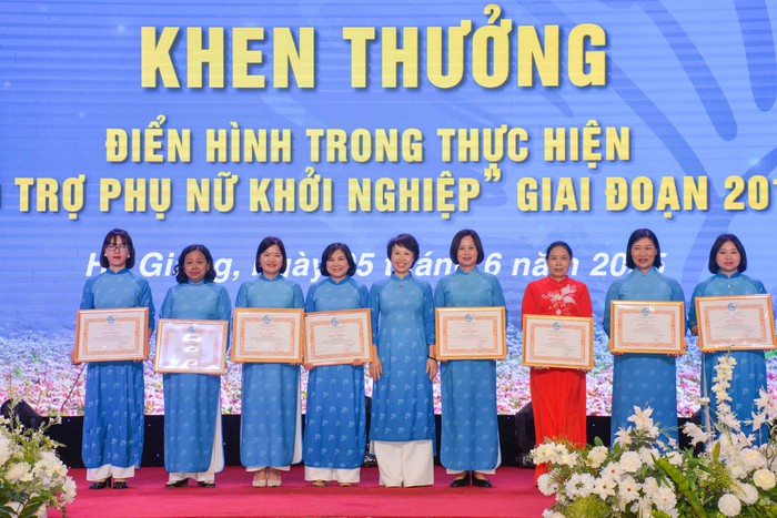 Hà Giang: Bối cảnh mới đòi hỏi sự thay đổi sâu sắc về tư duy, cách làm, bản lĩnh thích ứng của mỗi cán bộ Hội- Ảnh 2. Hà Giang: Bối cảnh mới đòi hỏi sự thay đổi sâu sắc về tư duy, cách làm, bản lĩnh thích ứng của mỗi cán bộ Hội- Ảnh 2.