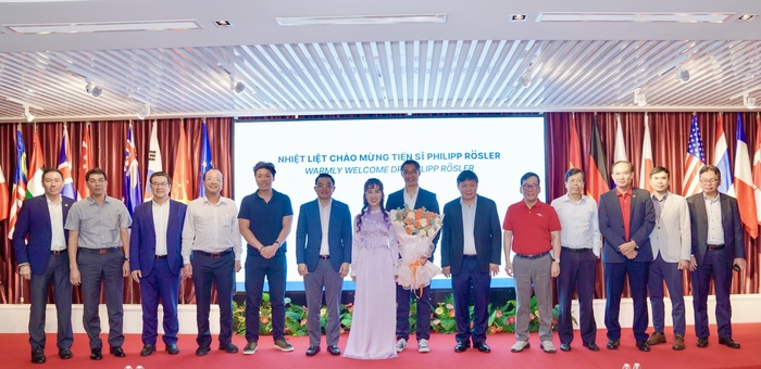 Tiến sĩ Philipp Rösler - Nguyên Phó Thủ tướng Đức gia nhập Vietjet- Ảnh 2. Tiến sĩ Philipp Rösler - Nguyên Phó Thủ tướng Đức gia nhập Vietjet- Ảnh 2.