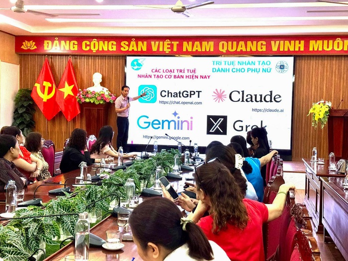 Hải Phòng giúp phụ nữ thoát “nghèo thông tin”, vươn mình trong kỷ nguyên số- Ảnh 1. Hải Phòng giúp phụ nữ thoát “nghèo thông tin”, vươn mình trong kỷ nguyên số- Ảnh 1.