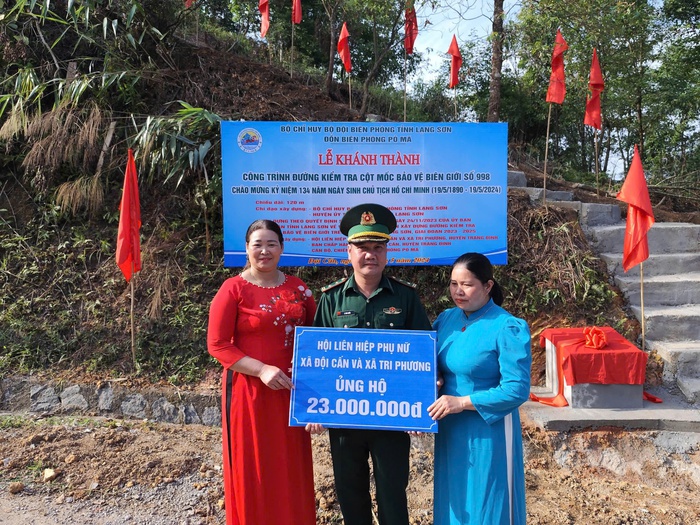 Lạng Sơn: Phụ nữ tích cực tham gia cùng bộ đội biên phòng quản lý đường biên cột mốc- Ảnh 3.