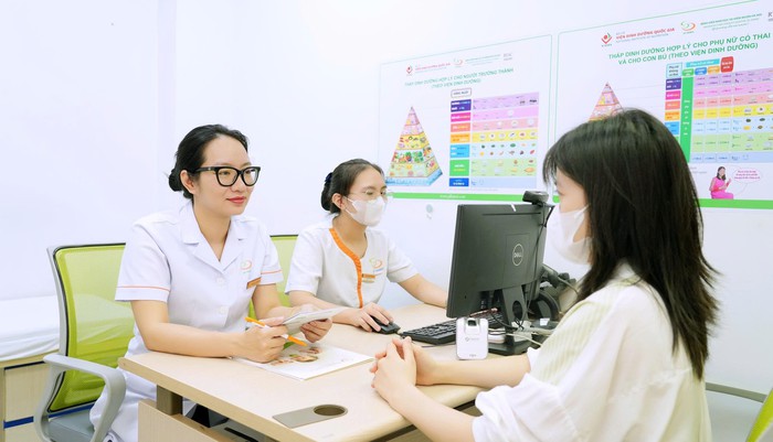 Trẻ khỏe, sinh sớm vì tương lai chính mình và giống nòi- Ảnh 1. Trẻ khỏe, sinh sớm vì tương lai chính mình và giống nòi- Ảnh 1.