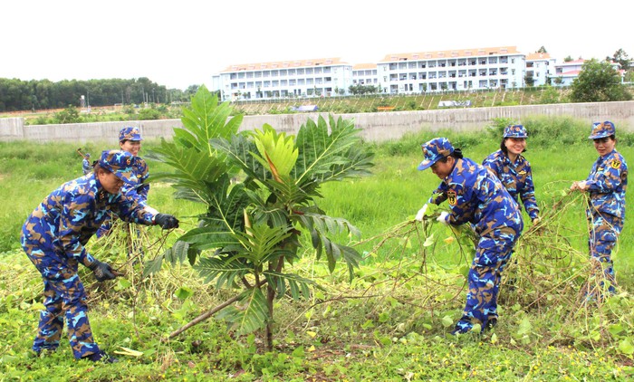 Phụ nữ Trung tâm Bảo đảm kỹ thuật lan toả các hoạt động đoàn kết, yêu thương- Ảnh 1.