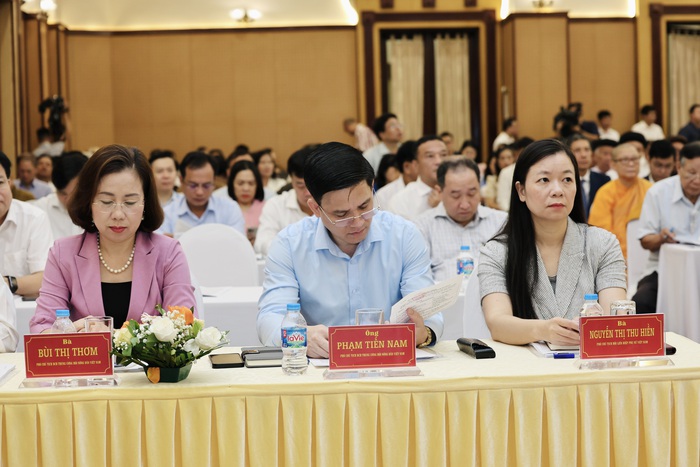Mặt trận Tổ quốc Việt Nam cần có tiếng nói mạnh mẽ trước vấn nạn hàng giả, hàng kém chất lượng- Ảnh 3. Mặt trận Tổ quốc Việt Nam cần có tiếng nói mạnh mẽ trước vấn nạn hàng giả, hàng kém chất lượng- Ảnh 3.