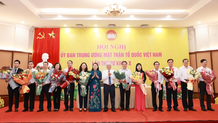 Các nhân sự tham gia Ủy ban, Đoàn Chủ tịch Ủy ban Trung ương MTTQ Việt Nam khóa X- Ảnh 1. Các nhân sự tham gia Ủy ban, Đoàn Chủ tịch Ủy ban Trung ương MTTQ Việt Nam khóa X- Ảnh 1.