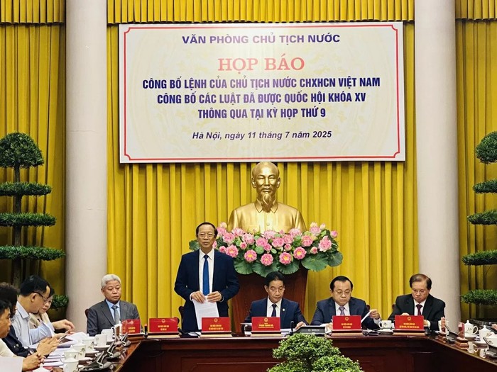 Công bố Lệnh của Chủ tịch nước về 9 Luật vừa được Quốc hội thông qua- Ảnh 1. Công bố Lệnh của Chủ tịch nước về 9 Luật vừa được Quốc hội thông qua- Ảnh 1.