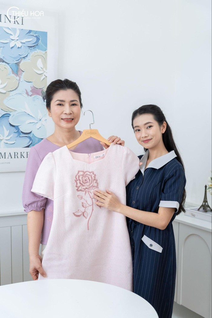 Phụ nữ trung niên: Đừng để cuộc sống chỉ quẩn quanh bếp núc!- Ảnh 1. Phụ nữ trung niên: Đừng để cuộc sống chỉ quẩn quanh bếp núc!- Ảnh 1.