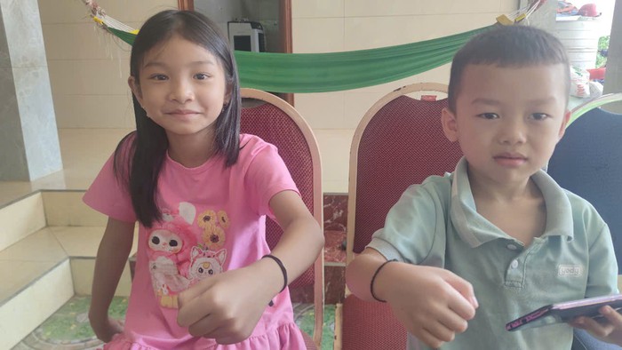 Giải mã sợi chỉ buộc trên cổ tay người Thái- Ảnh 2. Giải mã sợi chỉ buộc trên cổ tay người Thái- Ảnh 2.
