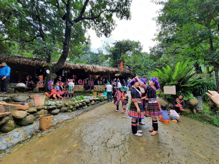 Lai Châu: Phát triển kinh tế nông thôn bền vững với mô hình du lịch cộng đồng tiêu chuẩn OCOP- Ảnh 2. Lai Châu: Phát triển kinh tế nông thôn bền vững với mô hình du lịch cộng đồng tiêu chuẩn OCOP- Ảnh 2.