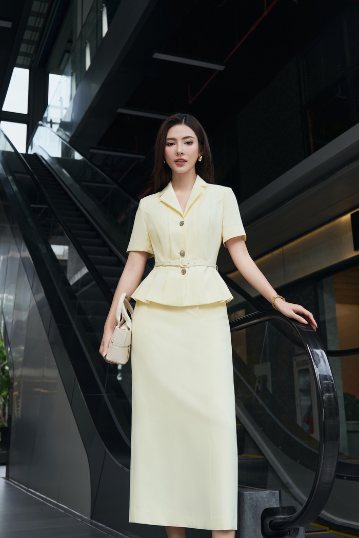 Váy "2 trong 1" - Rạng rỡ đi làm, tỏa sáng đêm tiệc- Ảnh 2. Váy "2 trong 1" - Rạng rỡ đi làm, tỏa sáng đêm tiệc- Ảnh 2.