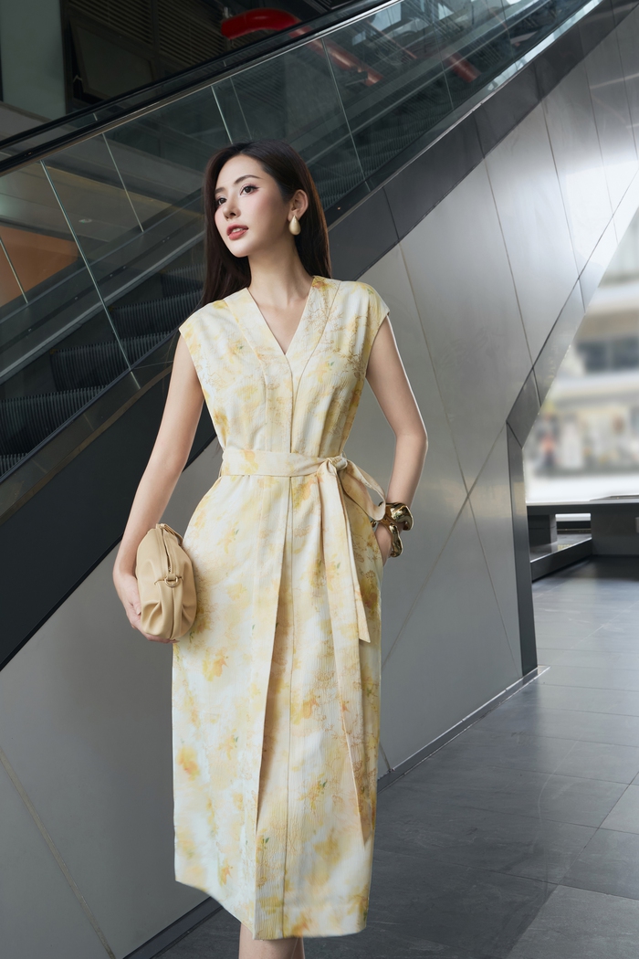 Váy "2 trong 1" - Rạng rỡ đi làm, tỏa sáng đêm tiệc- Ảnh 7. Váy "2 trong 1" - Rạng rỡ đi làm, tỏa sáng đêm tiệc- Ảnh 7.