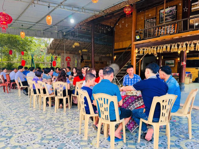 Phát triển du lịch và lan toả nét đẹp văn hoá dân tộc Thái- Ảnh 7. Phát triển du lịch và lan toả nét đẹp văn hoá dân tộc Thái- Ảnh 7.