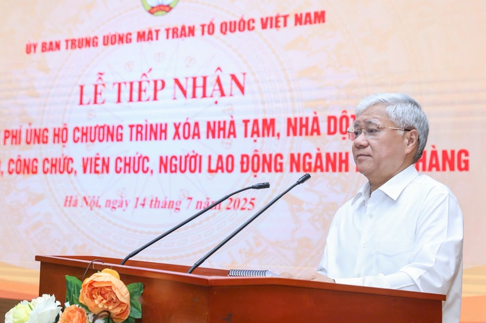 Ngành Ngân hàng ủng hộ 82 tỷ đồng để "Xóa nhà tạm, nhà dột nát" trên cả nước- Ảnh 3. Ngành Ngân hàng ủng hộ 82 tỷ đồng để "Xóa nhà tạm, nhà dột nát" trên cả nước- Ảnh 3.