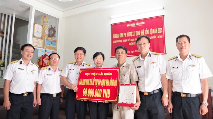 Học viện Hải quân lan tỏa nghĩa tình hậu phương quân đội- Ảnh 1.