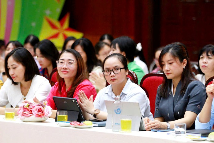 Hà Nội: Các cấp Hội phụ nữ nỗ lực đổi mới nội dung, phương thức hoạt động phù hợp mô hình mới- Ảnh 1. Hà Nội: Các cấp Hội phụ nữ nỗ lực đổi mới nội dung, phương thức hoạt động phù hợp mô hình mới- Ảnh 1.