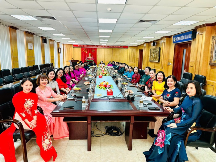 Nữ doanh nhân các tỉnh giao lưu, kết nối sau sáp nhập địa giới hành chính - Ảnh 1.