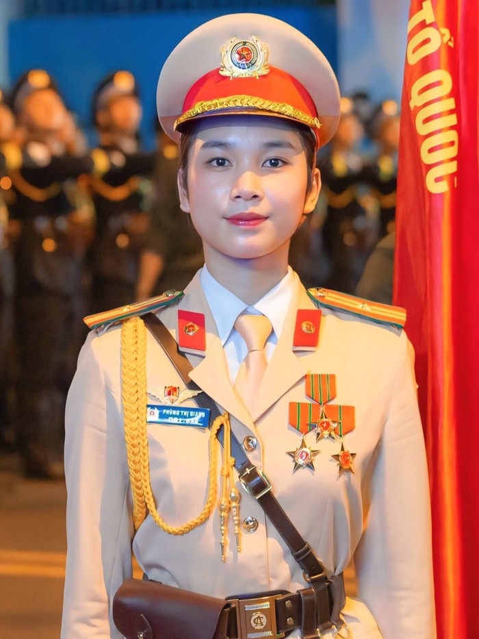 Nữ chiến sĩ trẻ 2 lần vinh dự tham gia đội hình diễu binh lịch sử- Ảnh 2.