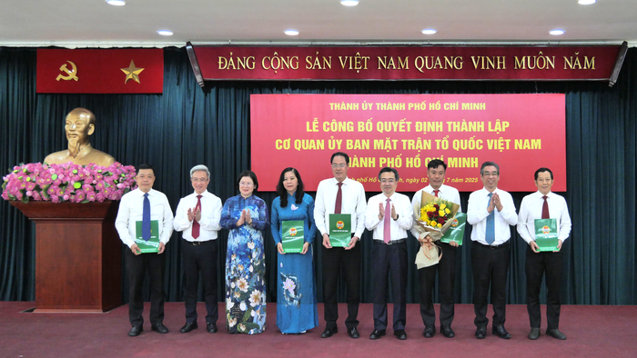 TPHCM Củng cố bộ máy, đặt nền móng vững chắc cho Đại đoàn kết toàn dân- Ảnh 4.