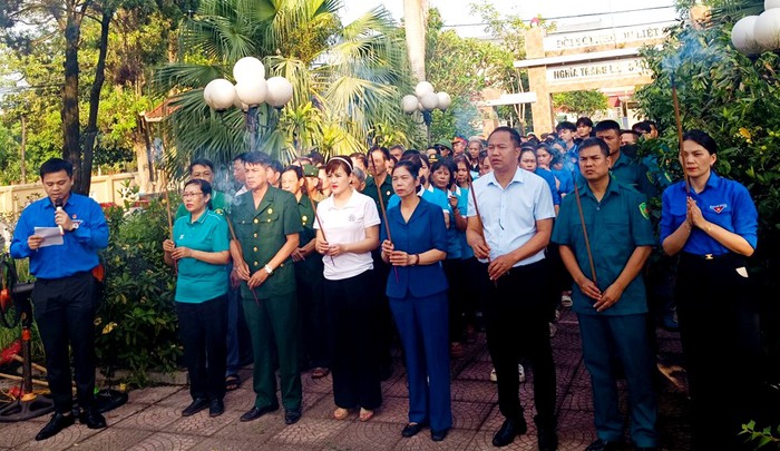 Hà Nội: Hội viên, phụ nữ hưởng ứng "Ngày cuối tuần xanh"- Ảnh 1. Hà Nội: Hội viên, phụ nữ hưởng ứng "Ngày cuối tuần xanh"- Ảnh 1.
