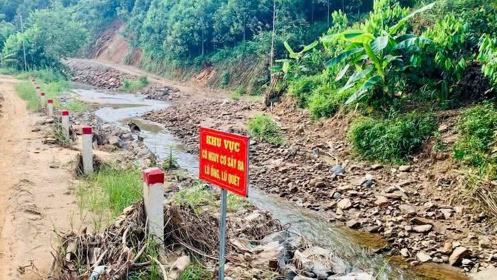 Lào Cai: Tập trung chỉ đạo ứng phó với thiên tai, mưa bão trên địa bàn tỉnh - Ảnh 1.
