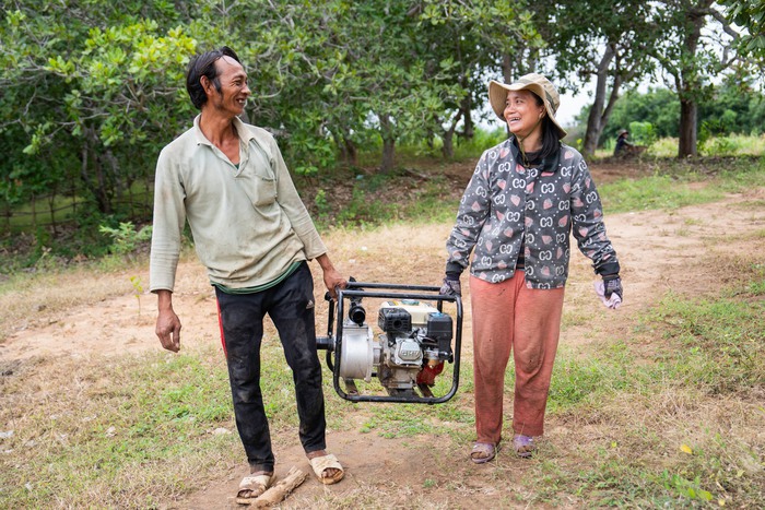 Giúp phụ nữ vùng hạn hán, xâm nhập mặn tiếp cận nước sạch, tạo sinh kế bền vững- Ảnh 1. Giúp phụ nữ vùng hạn hán, xâm nhập mặn tiếp cận nước sạch, tạo sinh kế bền vững- Ảnh 1.