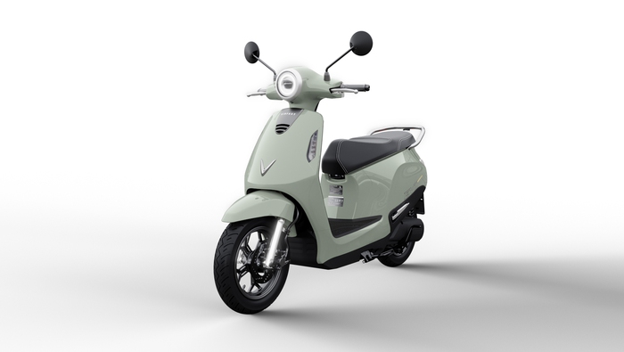 VinFast ra mắt xe máy điện Evo Grand với 2 pin có thể tháo rời, đi được tới 262 km/lần sạc- Ảnh 1.