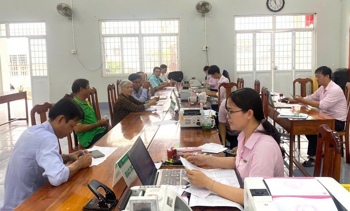 Tỉnh, xã quyết tâm, nhân dân phấn khởi khơi thông dòng chảy vốn tín dụng chính sách ở An Giang- Ảnh 2. Tỉnh, xã quyết tâm, nhân dân phấn khởi khơi thông dòng chảy vốn tín dụng chính sách ở An Giang- Ảnh 2.
