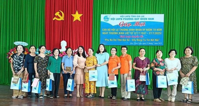 Gia Lai: Các cấp Hội LHPN tổ chức nhiều hoạt động ý nghĩa nhân Ngày Thương binh Liệt sĩ- Ảnh 3. Gia Lai: Các cấp Hội LHPN tổ chức nhiều hoạt động ý nghĩa nhân Ngày Thương binh Liệt sĩ- Ảnh 3.
