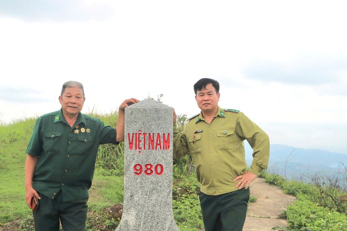 Linh thiêng Điểm cao 820 ở biên giới xứ Lạng - Ảnh 3. Linh thiêng Điểm cao 820 ở biên giới xứ Lạng - Ảnh 3.