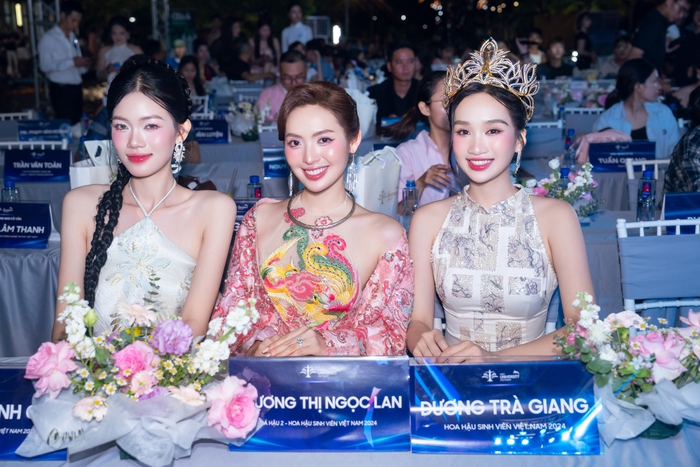 Dàn hoa hậu, á hậu Sinh viên Việt Nam 2024 tham dự sự kiện Dàn hoa hậu, á hậu Sinh viên Việt Nam 2024 tham dự sự kiện