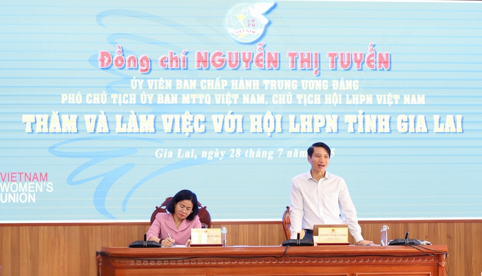 Chủ tịch Hội LHPN Việt Nam Nguyễn Thị Tuyến làm việc với Hội LHPN tỉnh Gia Lai- Ảnh 1.
