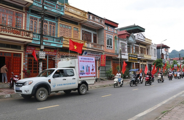 Lào Cai: Đa dạng hình thức tuyên truyền phòng, chống tác hại thuốc lá- Ảnh 2. Lào Cai: Đa dạng hình thức tuyên truyền phòng, chống tác hại thuốc lá- Ảnh 2.