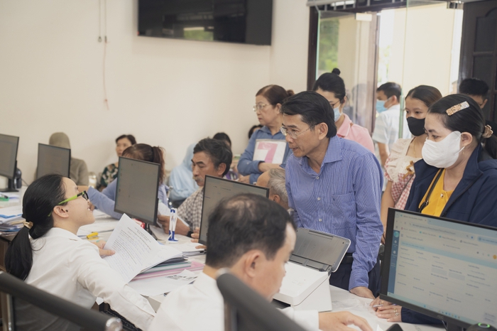 Chuyển đổi số ở cấp xã: TP Huế thu hẹp khoảng cách thông tin cho người dân- Ảnh 1.