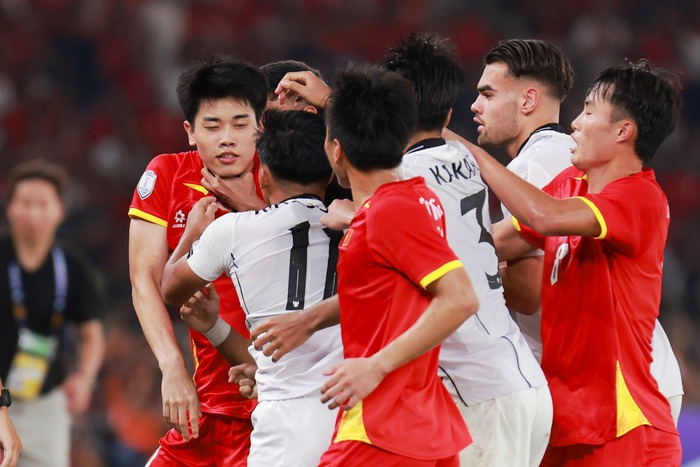 Đánh bại Indonesia, U23 Việt Nam 3 lần liên tiếp vô địch Đông Nam Á- Ảnh 2. Đánh bại Indonesia, U23 Việt Nam 3 lần liên tiếp vô địch Đông Nam Á- Ảnh 2.