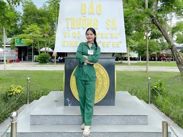 Những bà mẹ thầm lặng "nuôi" con chữ giữa đại ngàn- Ảnh 2. Những bà mẹ thầm lặng "nuôi" con chữ giữa đại ngàn- Ảnh 2.
