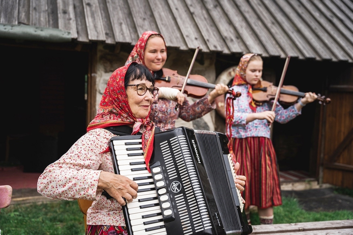 Kihnu - "hòn đảo của phụ nữ" ở Estonia- Ảnh 2. Kihnu - "hòn đảo của phụ nữ" ở Estonia- Ảnh 2.