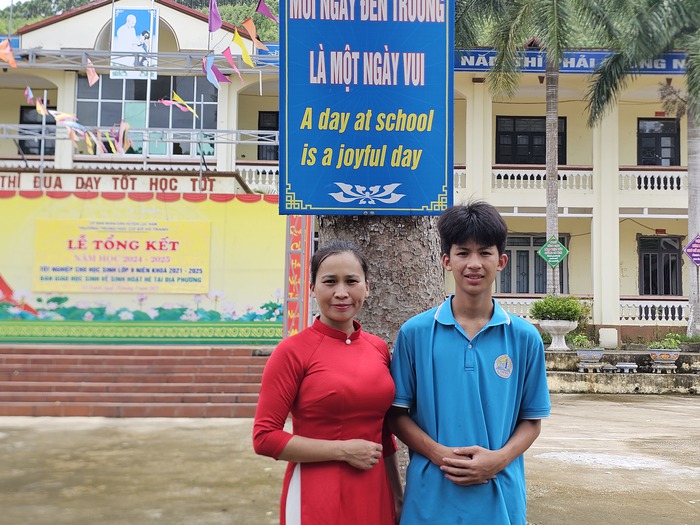 "Lá chắn xanh" trước làn khói thuốc- Ảnh 1.