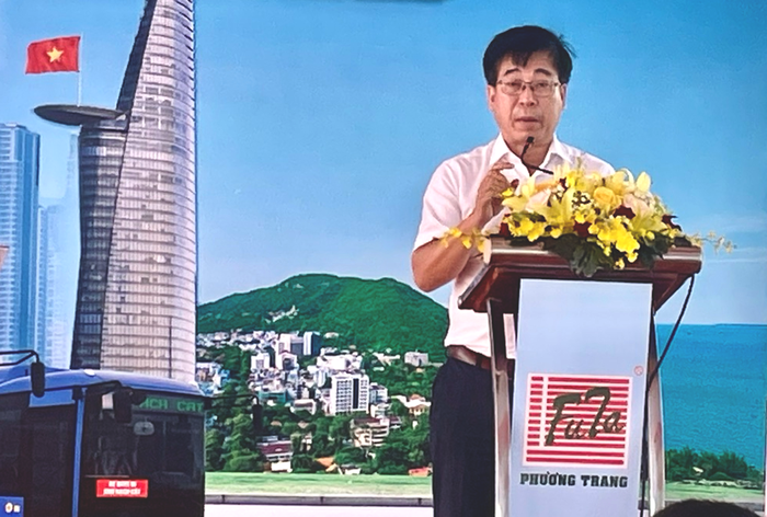 TPHCM: "Xanh hóa" giao thông công cộng với hàng trăm xe buýt mới hiện đại- Ảnh 1. TPHCM: "Xanh hóa" giao thông công cộng với hàng trăm xe buýt mới hiện đại- Ảnh 1.