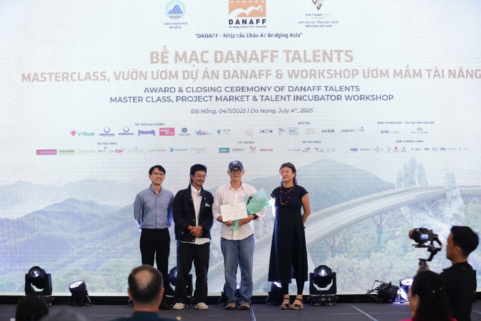 Liên hoan phim châu Á Đà Nẵng lần 3: Ươm mầm tài năng điện ảnh trẻ - Ảnh 1. Liên hoan phim châu Á Đà Nẵng lần 3: Ươm mầm tài năng điện ảnh trẻ - Ảnh 1.