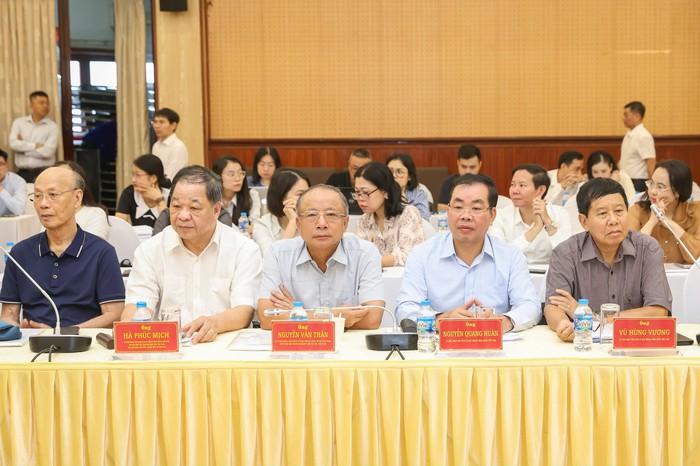 Mặt trận Tổ quốc Việt Nam triển khai 10 nhiệm vụ trọng tâm 6 tháng cuối năm- Ảnh 1. Mặt trận Tổ quốc Việt Nam triển khai 10 nhiệm vụ trọng tâm 6 tháng cuối năm- Ảnh 1.