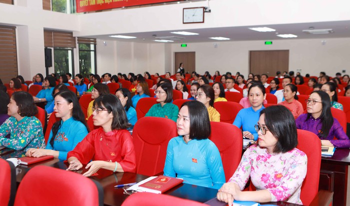 Lãnh đạo công tác tham mưu thực hiện nhiệm vụ vận động, thúc đẩy bình đẳng giới của Hội LHPN Việt Nam- Ảnh 3. Lãnh đạo công tác tham mưu thực hiện nhiệm vụ vận động, thúc đẩy bình đẳng giới của Hội LHPN Việt Nam- Ảnh 3.
