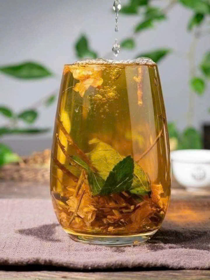 Giảm nghèo từ những bài thuốc của người Dao - Ảnh 2. Giảm nghèo từ những bài thuốc của người Dao - Ảnh 2.