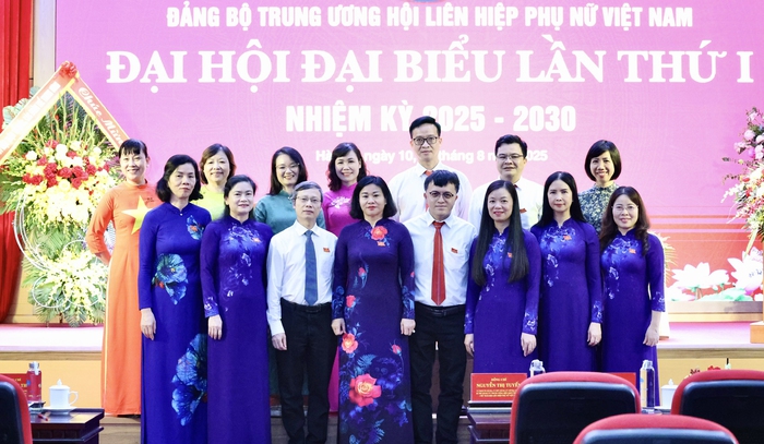 Phiên trù bị Đại hội đại biểu Đảng bộ Trung ương Hội LHPN Việt Nam lần thứ I, nhiệm kỳ 2025 - 2030- Ảnh 8. Phiên trù bị Đại hội đại biểu Đảng bộ Trung ương Hội LHPN Việt Nam lần thứ I, nhiệm kỳ 2025 - 2030- Ảnh 8.