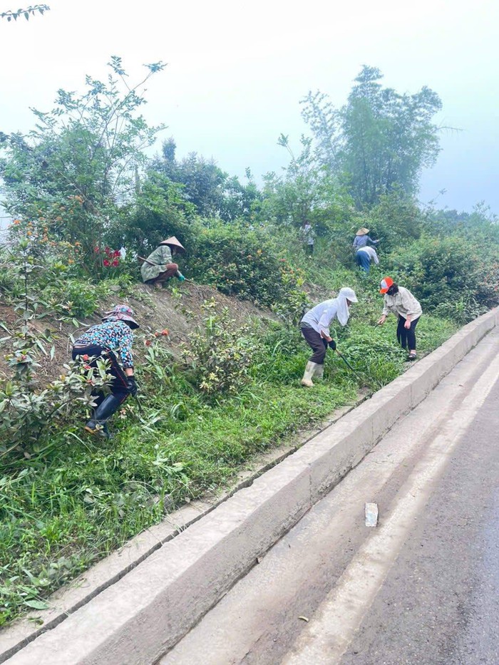 Phụ nữ xã Hợp Thành đẩy mạnh phong trào xây dựng nông thôn mới- Ảnh 2. Phụ nữ xã Hợp Thành đẩy mạnh phong trào xây dựng nông thôn mới- Ảnh 2.