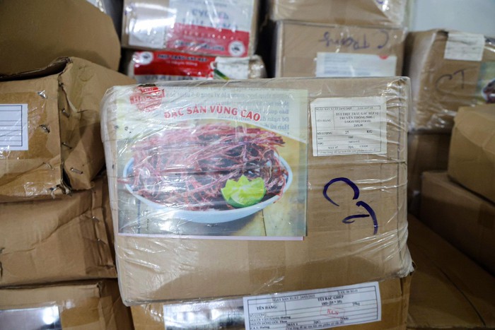 Cận cảnh kho chứa hàng chục tấn thịt bẩn đội lốt “đặc sản vùng cao” tại Phú Thọ- Ảnh 9.