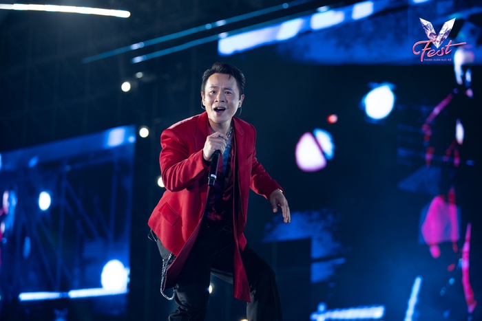 V Fest bùng nổ với dàn “Anh trai”, “Chị đẹp”, “Em xinh”- Ảnh 9. V Fest bùng nổ với dàn “Anh trai”, “Chị đẹp”, “Em xinh”- Ảnh 9.