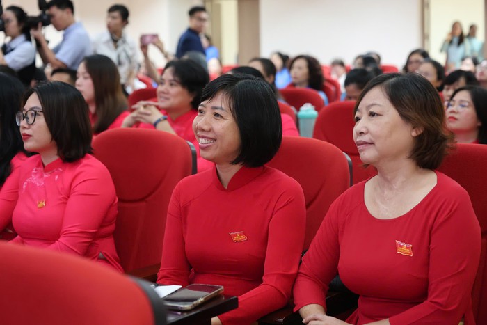 2 khâu đột phá, 3 nhiệm vụ và giải pháp trọng tâm nhiệm kỳ 2025 – 2030- Ảnh 4. 2 khâu đột phá, 3 nhiệm vụ và giải pháp trọng tâm nhiệm kỳ 2025 – 2030- Ảnh 4.