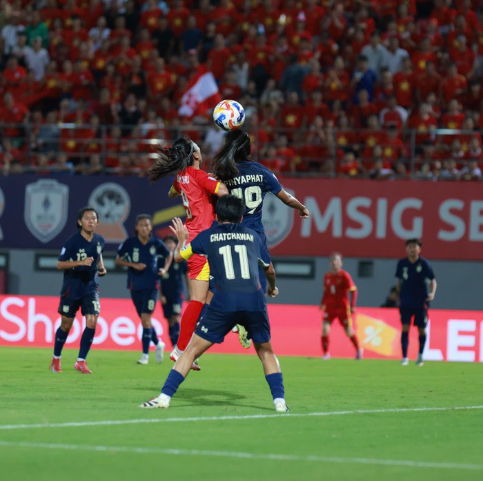 AFF Cup 2025: Đánh bại Thái Lan, Đội tuyển nữ Việt Nam giành ngôi Nhất bảng- Ảnh 7.