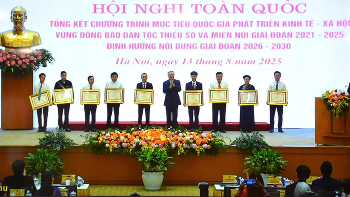 Cao Bằng: Xã Hòa An nhận Bằng khen của Thủ tướng Chính phủ - Ảnh 1. Cao Bằng: Xã Hòa An nhận Bằng khen của Thủ tướng Chính phủ - Ảnh 1.