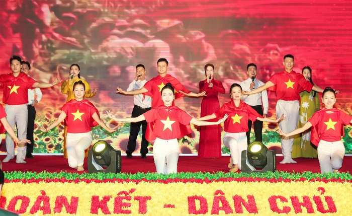 Binh chủng Đặc công phát huy truyền thống Anh hùng, xây dựng Đảng bộ trong sạch, vững mạnh- Ảnh 4.